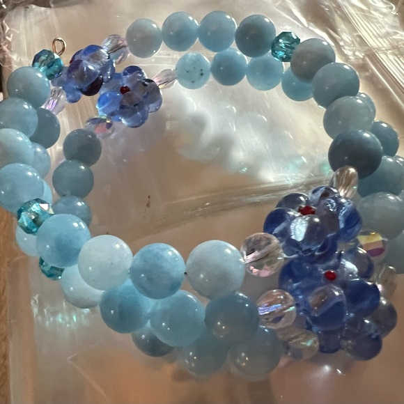 Aquamarine & Sky Blue Floral Bracelet - Picture 2 of 4